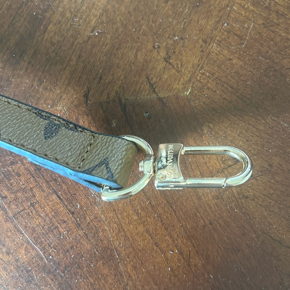 Crossbody strap